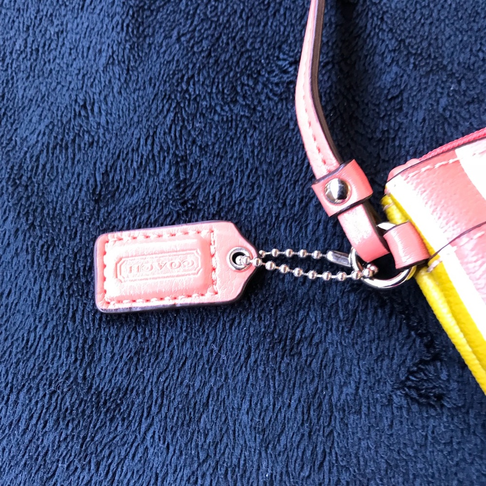 HOST PICKCOACH Wristlet - Picture 5 of 8